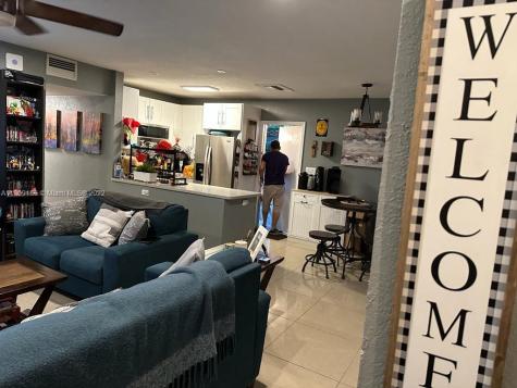 254 NE 42nd Street Deerfield Beach FL 33064