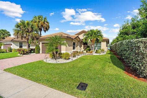 7259 Prudencia Drive Lake Worth FL 33463