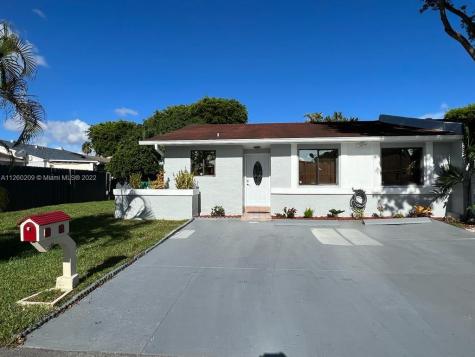 5701 SW 140th Avenue Miami FL 33183