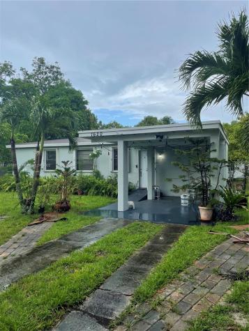 1620 NW 128th Street North Miami FL 33167