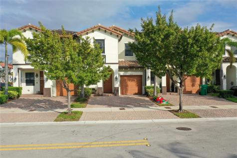 8893 NW 103rd Avenue Doral FL 33178