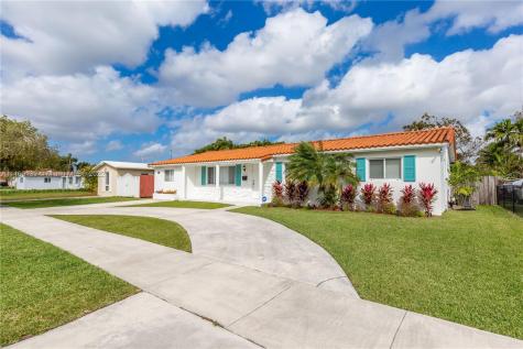 9553 SW 18th Terrace Miami FL 33165