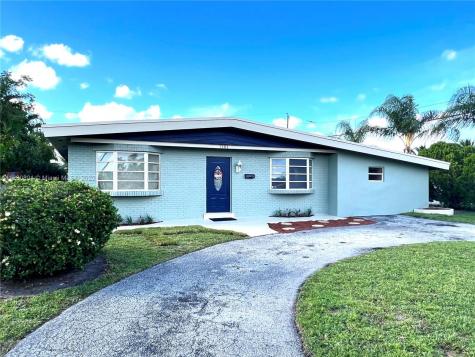 7101 SW 12th Street Pembroke Pines FL 33023