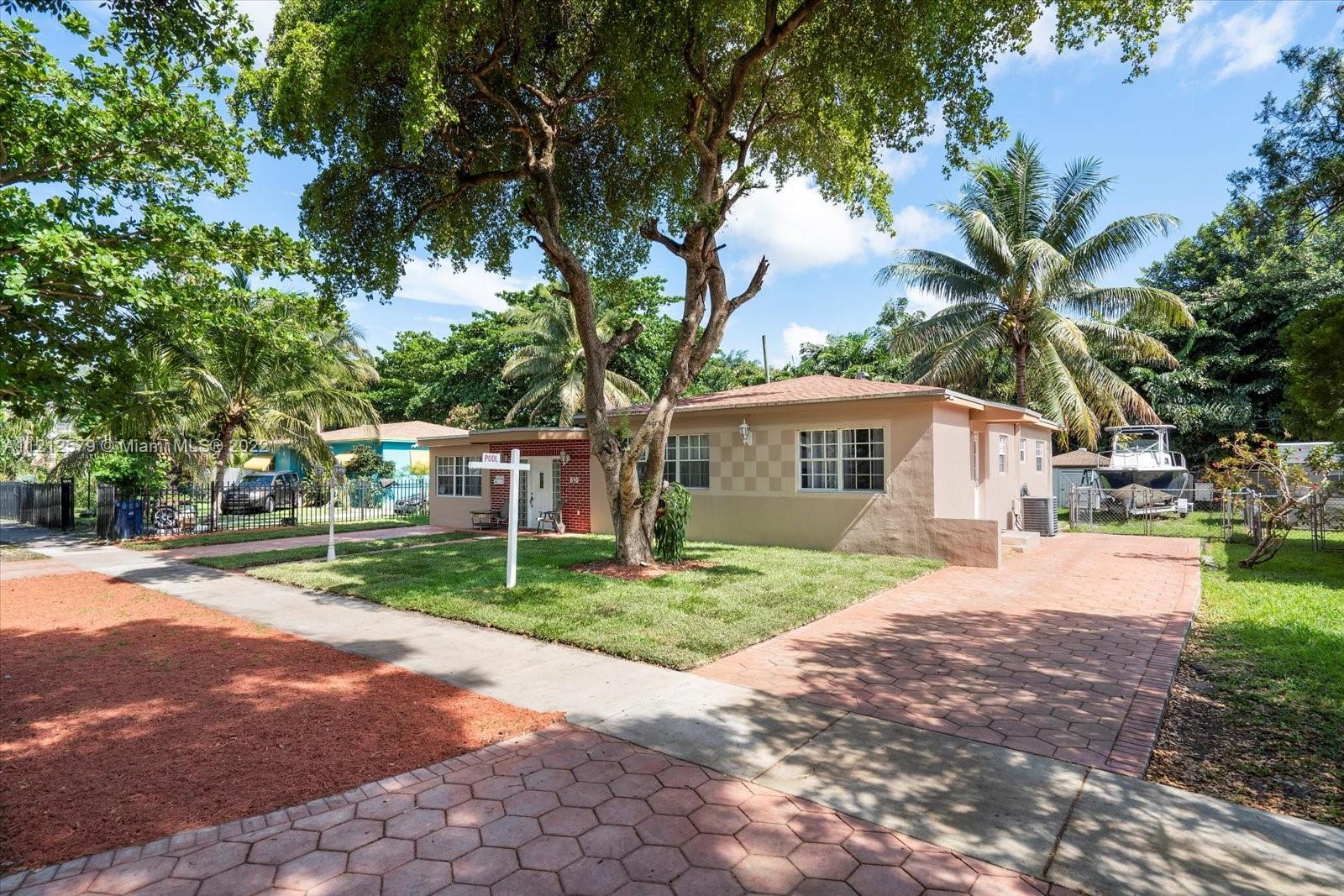 510 NE 155th Terrace Miami FL 33162