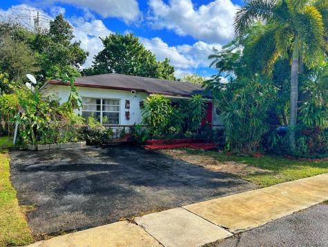 920 SW 81st Terrace North Lauderdale FL 33068