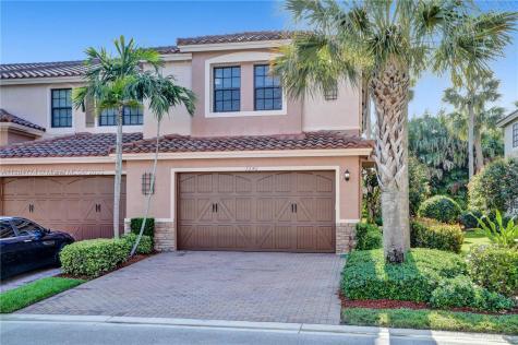 7242 NW 108th Way Parkland FL 33076