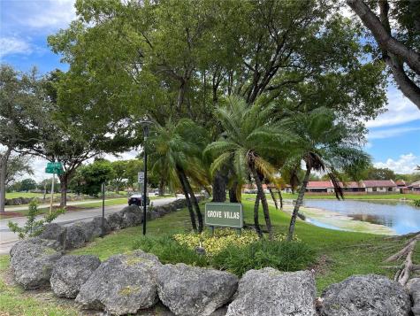5849 SW 144th Circle Place Miami FL 33183
