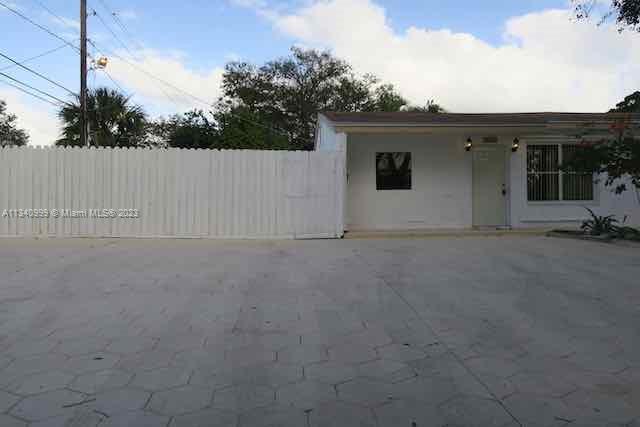 7031 Liberty Street Hollywood FL 33024