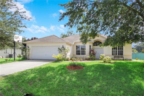 4037 SW Winslow Street Port St. Lucie FL 34953