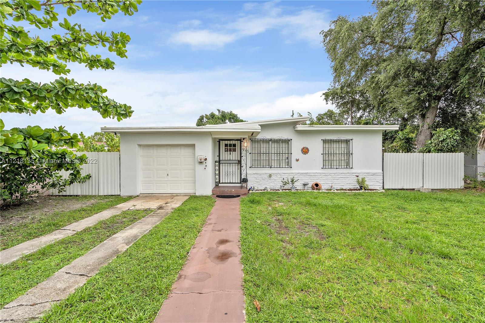 945 NE 133rd Street North Miami FL 33161