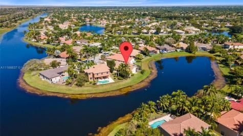 2552 Jardin Terrace Weston FL 33327