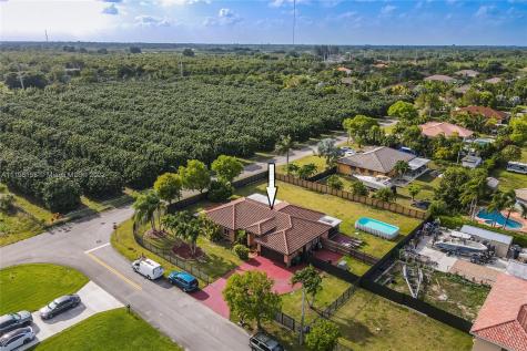 15493 SW 278th Street Homestead FL 33032