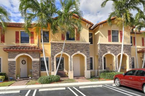 490 SE 32nd Avenue Homestead FL 33033