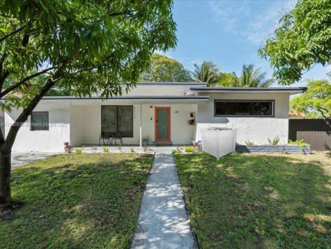 1195 NE 147th Street North Miami FL 33161