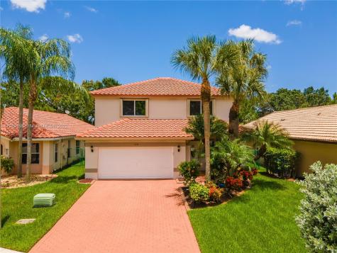 2173 NW 208th Terrace Pembroke Pines FL 33029