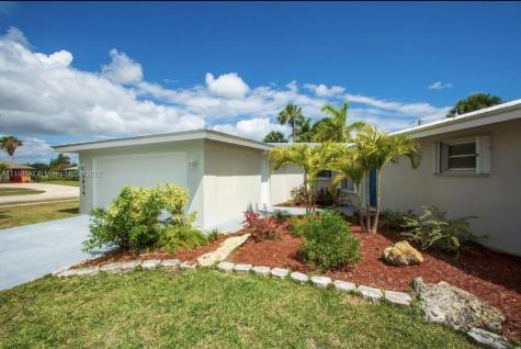 3014 SE Woodring Lane Port St. Lucie FL 34952