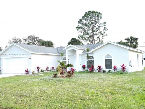 1252 SW Porter Road Port St. Lucie FL 34953
