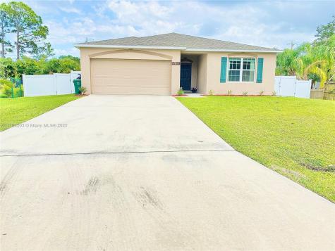 3129 SW Crumpacker Street Port St. Lucie FL 34953