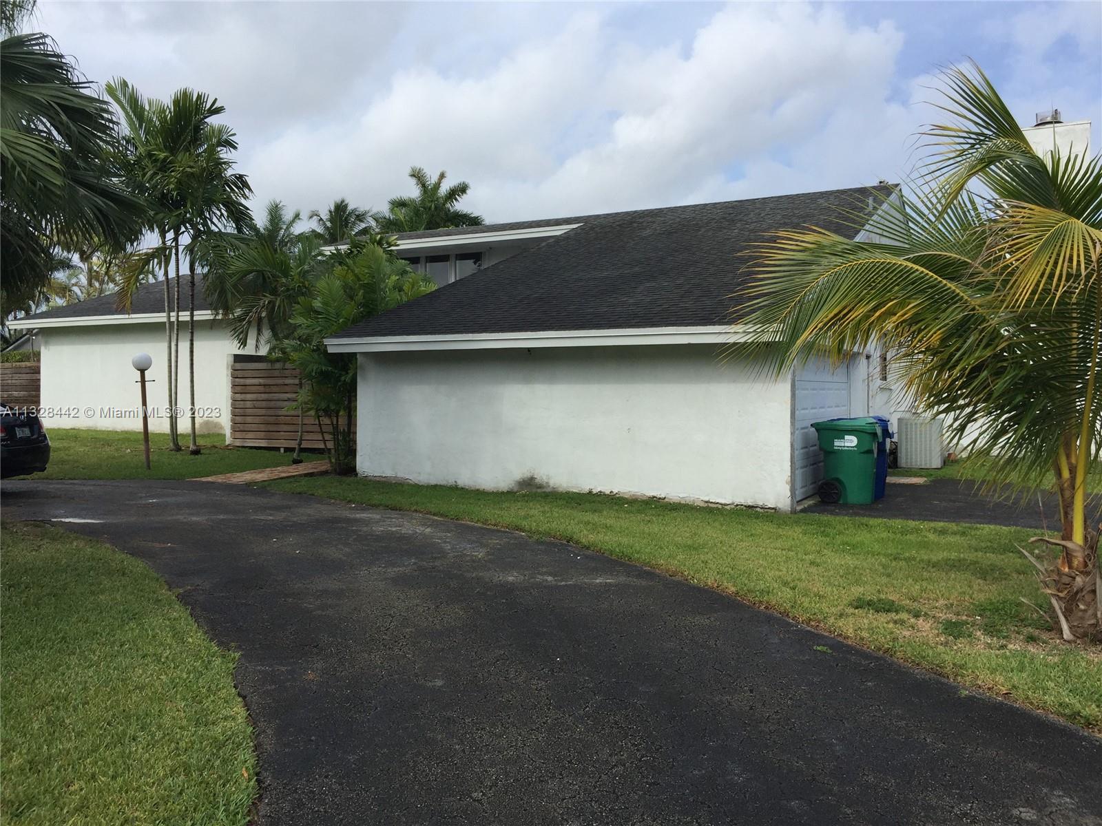 17740 SW 75th Avenue Palmetto Bay FL 33157
