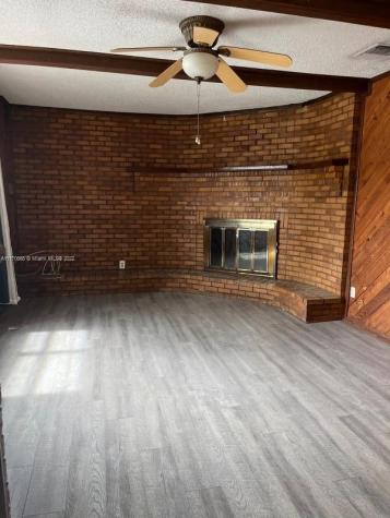 6137 Pierce Street Hollywood FL 33024