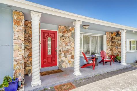 132 NE 161st Street Miami FL 33162