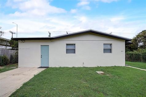 1029 Allendale Road West Palm Beach FL 33405