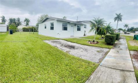 15001 SW 297th Street Homestead FL 33033