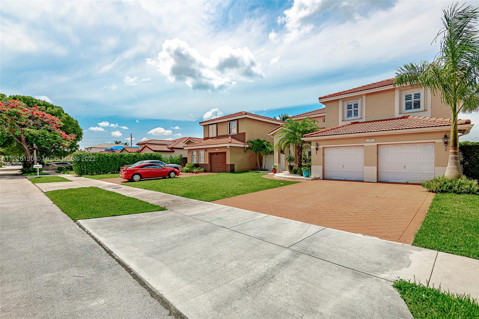 9272 Grand Canal Drive Miami FL 33174