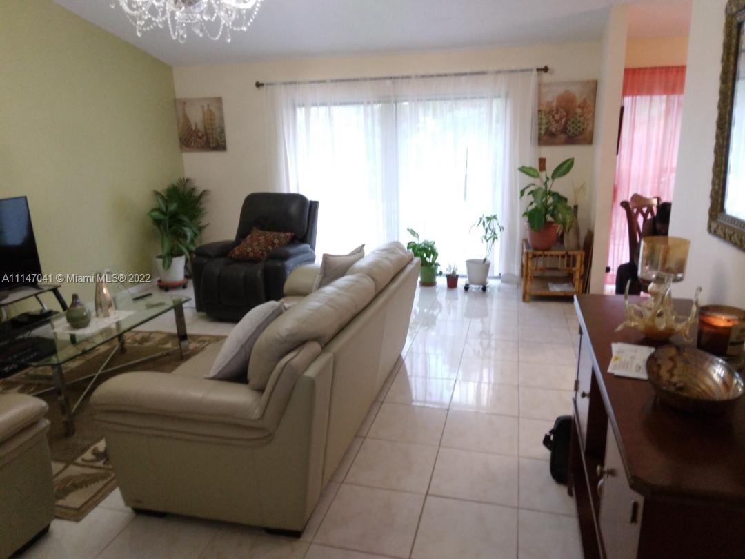 7522 SW 7th Place North Lauderdale FL 33068