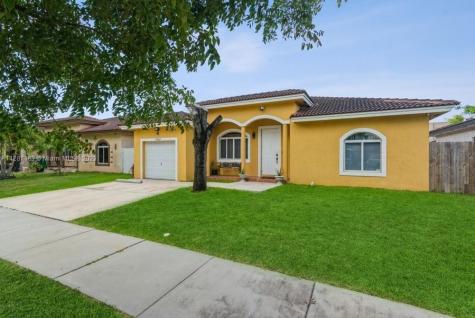 27017 SW 133rd Court Homestead FL 33032