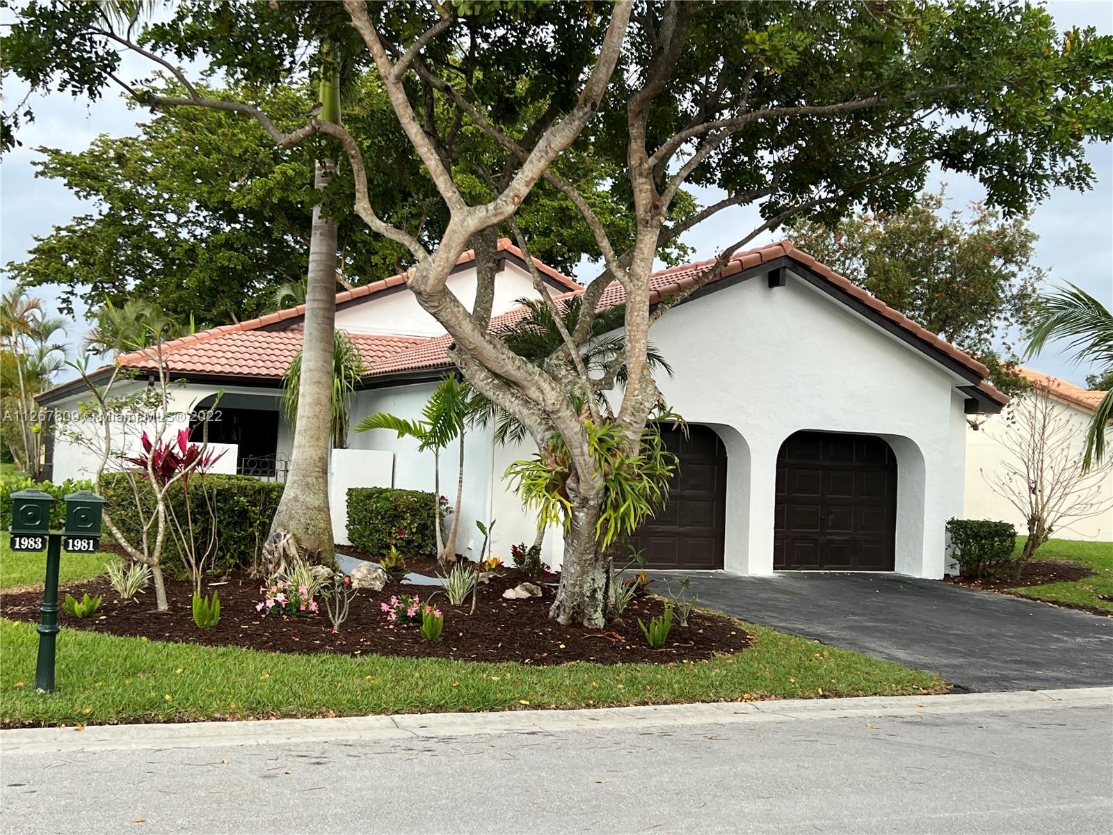 1981 Sacramento Weston FL 33326