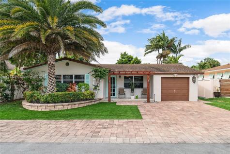 913 S Lakeside Place Lantana FL 33462