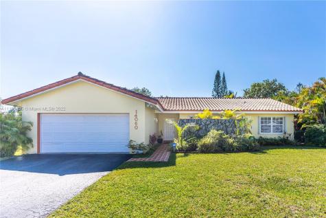 14060 SW 44th Street Miami FL 33175