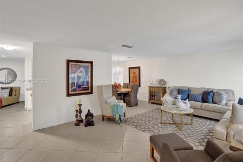 911 NW 49th Street Deerfield Beach FL 33064