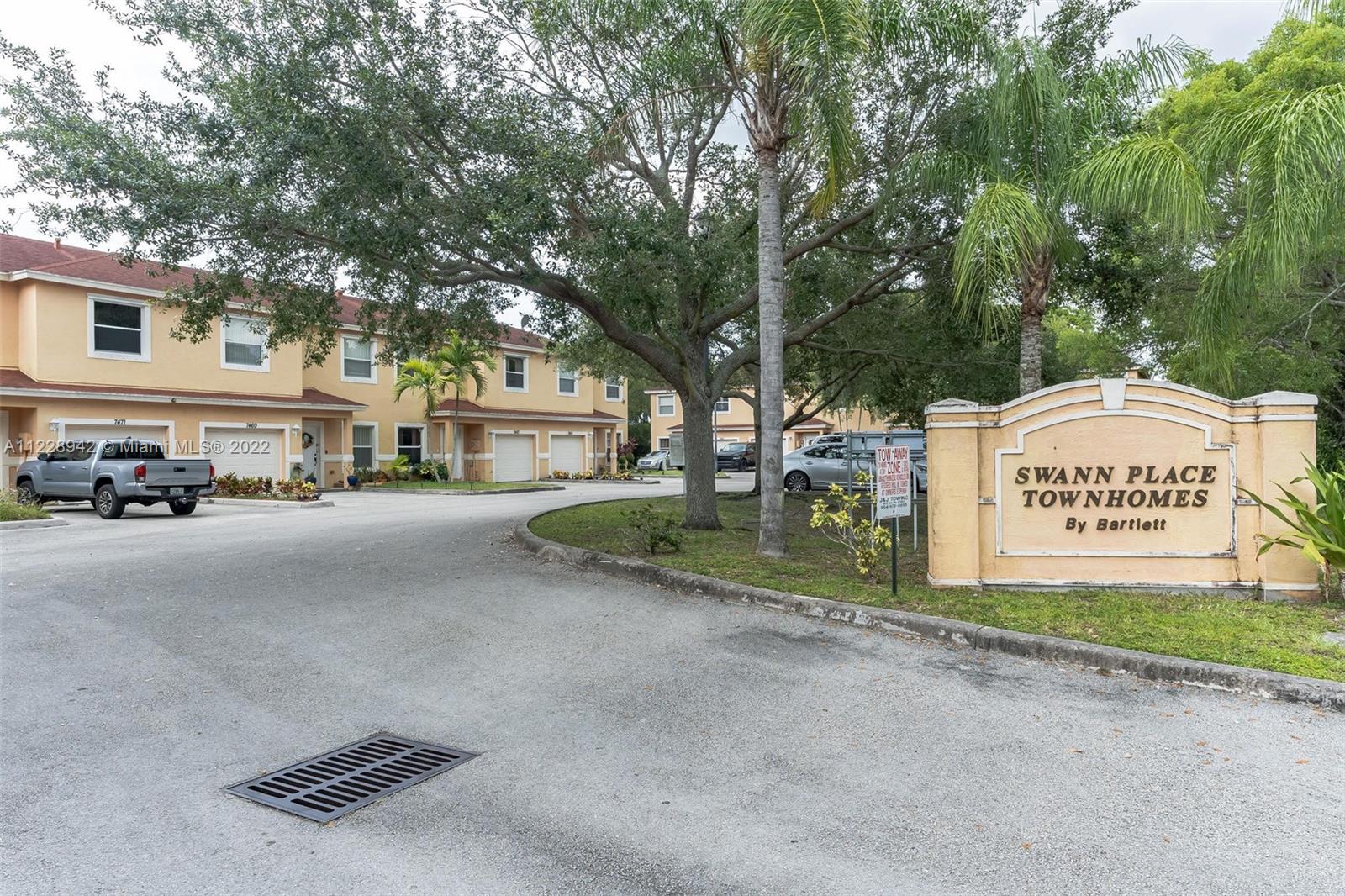 7467 Tam Oshanter Boulevard North Lauderdale FL 33068
