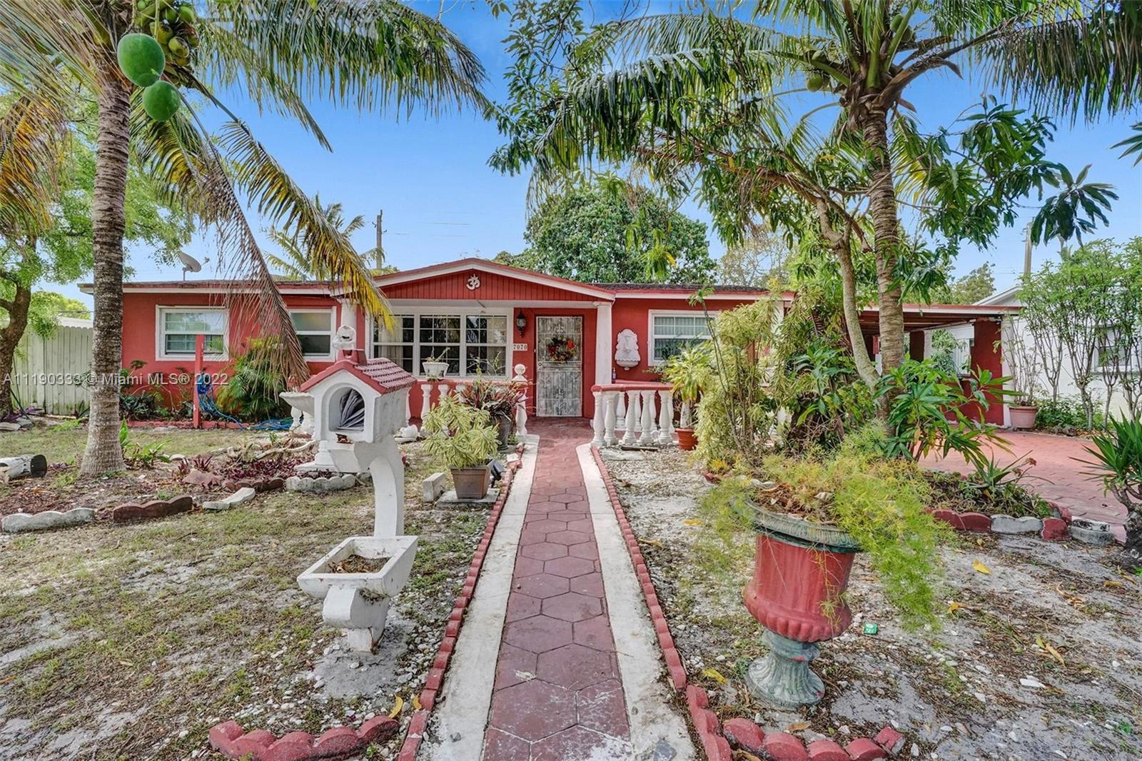 7070 Tyler Street Hollywood FL 33024