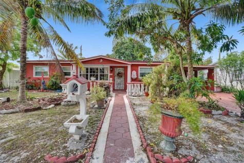 7070 Tyler Street Hollywood FL 33024