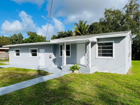 1465 NW 111th Street Miami FL 33167