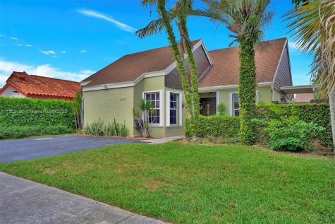 13615 SW 99th Street Miami FL 33186