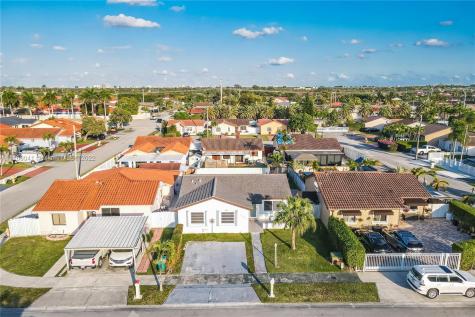 2207 SW 137th Place Miami FL 33175