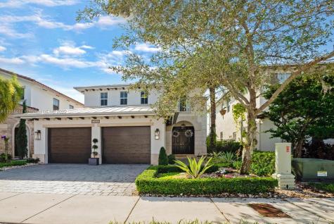 10444 NW 70th Lane Doral FL 33178