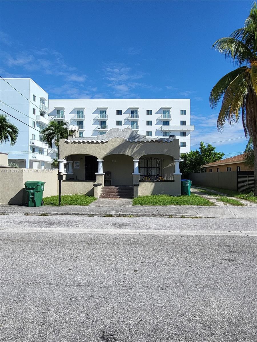 1621 NW 53rd Street Miami FL 33142