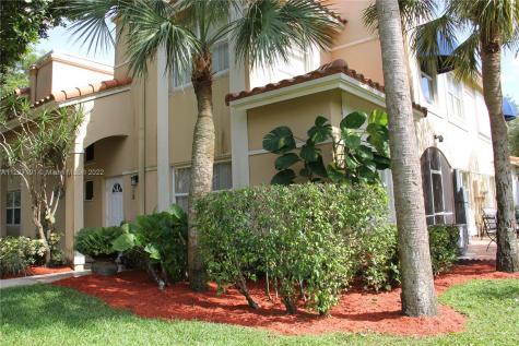 555 Racquet Club Road Weston FL 33326
