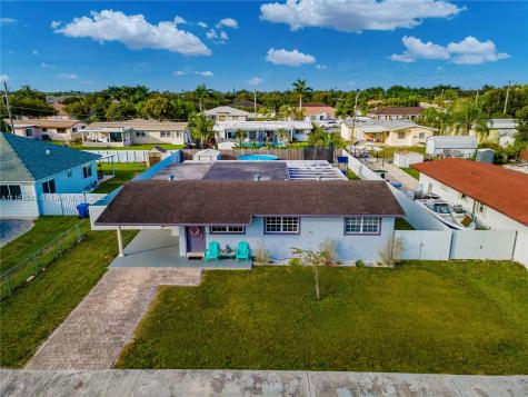 18930 SW 309th Street Homestead FL 33030