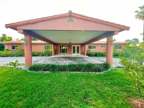 8200 Miller Drive Miami FL 33155