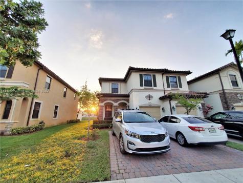 9324 W 34th Court Hialeah FL 33018