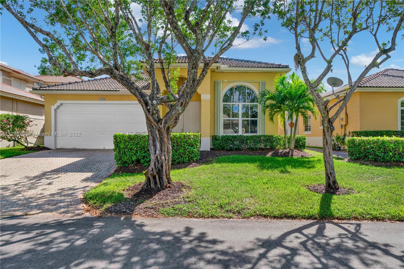 9108 SW 161st Terrace Palmetto Bay FL 33157