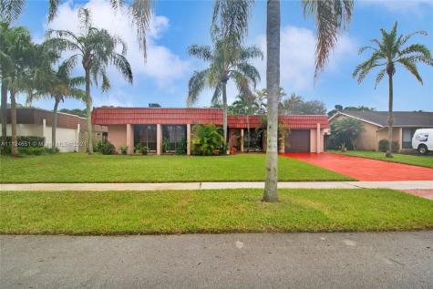 10434 SW 50th Place Cooper City FL 33328