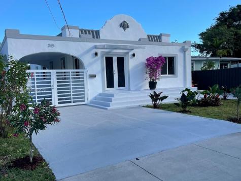 215 SW 32nd Court Road Miami FL 33135
