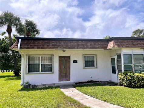 2800 SW Natura Boulevard Deerfield Beach FL 33441
